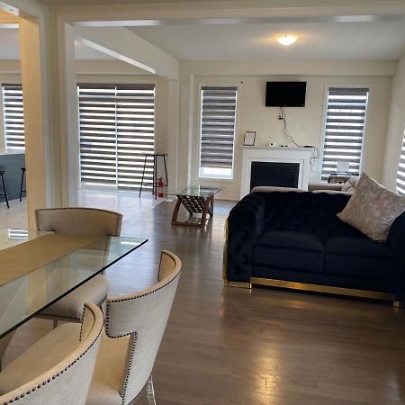 537 Veterans Dr Brampton On L7A 0C4 Villa Ngoại thất bức ảnh