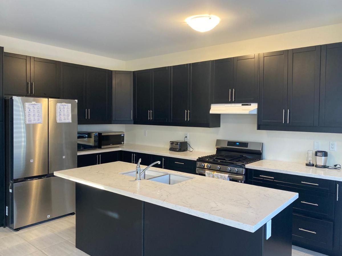 537 Veterans Dr Brampton On L7A 0C4 Villa Ngoại thất bức ảnh