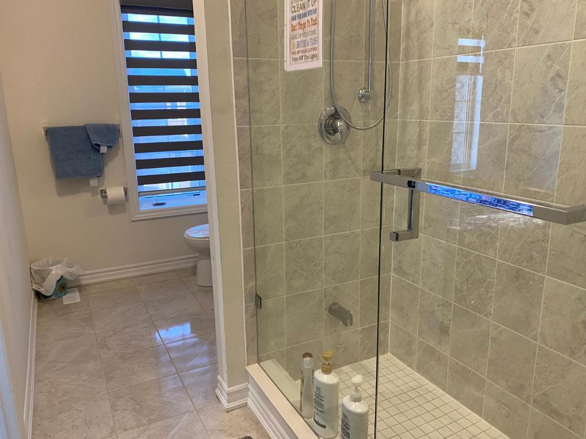 537 Veterans Dr Brampton On L7A 0C4 Villa Ngoại thất bức ảnh